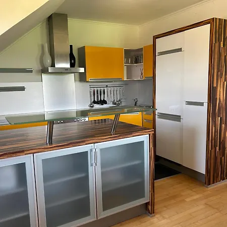 Haus Knafl Apartment *